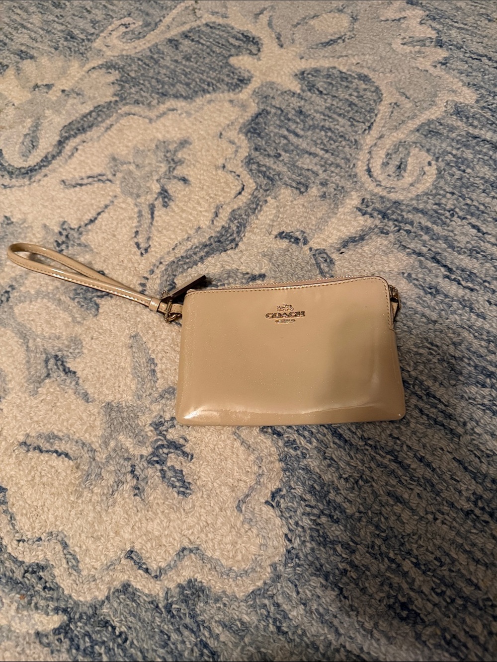 Coach Patent Leather Wristlet in Light Beige